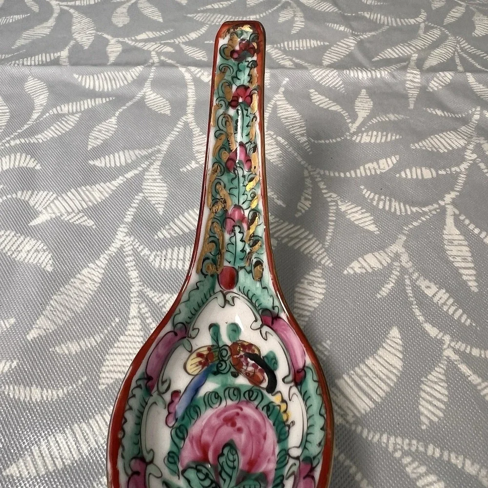 Vintage Japanese Porcelain‎ Soup Spoon Hand Decorated in Hong Kong Pink Teal